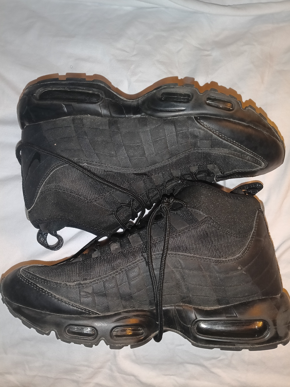 Nike Air Max 95 Mens sneakerboots  Black Athletic Mid-Top Trainers Size 9.5